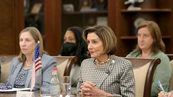 Спикер Палаты представителей Конгресса США Нэнси Пелоси во главе делегации конгрессменов посетила Минобороны Армении - Sputnik Армения