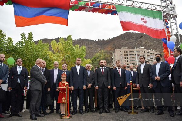 Тем временем в Сюнике проходит открытие генконсульства Ирана - Sputnik Армения