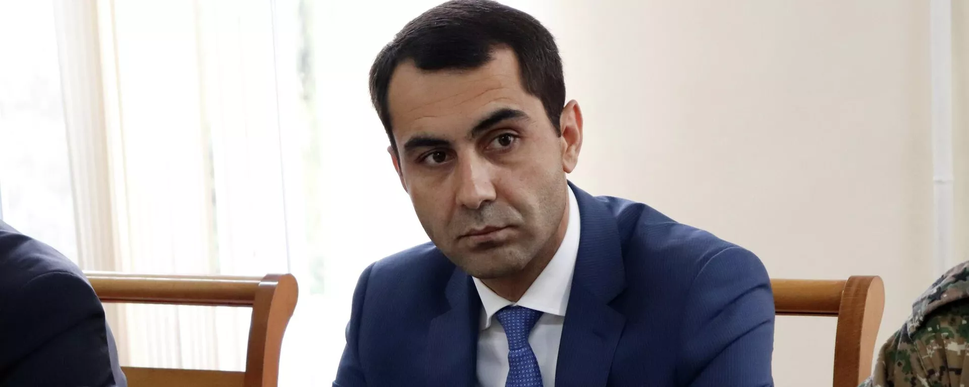 Губернатор Гегаркуникской области Карен Саркисян принял представителей миссии по установлению фактов ОБСЕ во главе с полковником Робертом Аркадиусом Ткачуком (21 октября 2022). Гегаркуник - Sputnik Армения, 1920, 28.11.2022