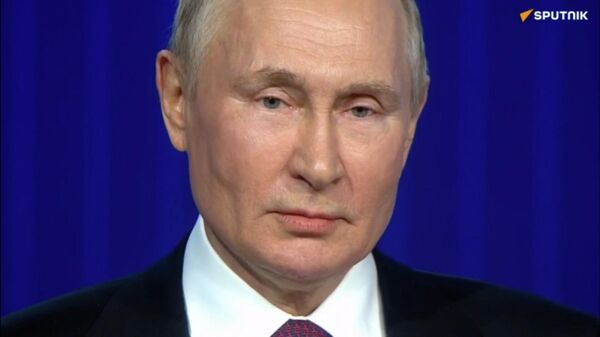 Вообще охамели просто, не стесняются ничего - Путин - Sputnik Армения