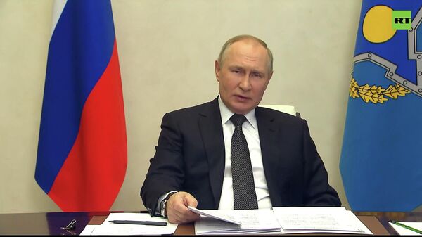 Владимир Путин по видеосвязи принял участие во внеочередной сессии Совета коллективной безопасности ОДКБ - Sputnik Армения