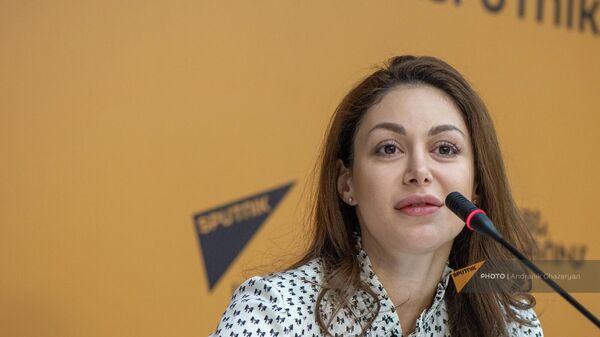 Актриса Тата Хачатрян на пресс-конференции Шаганэ. Тайна поэта (7 ноября 2022). Еревaн - Sputnik Армения