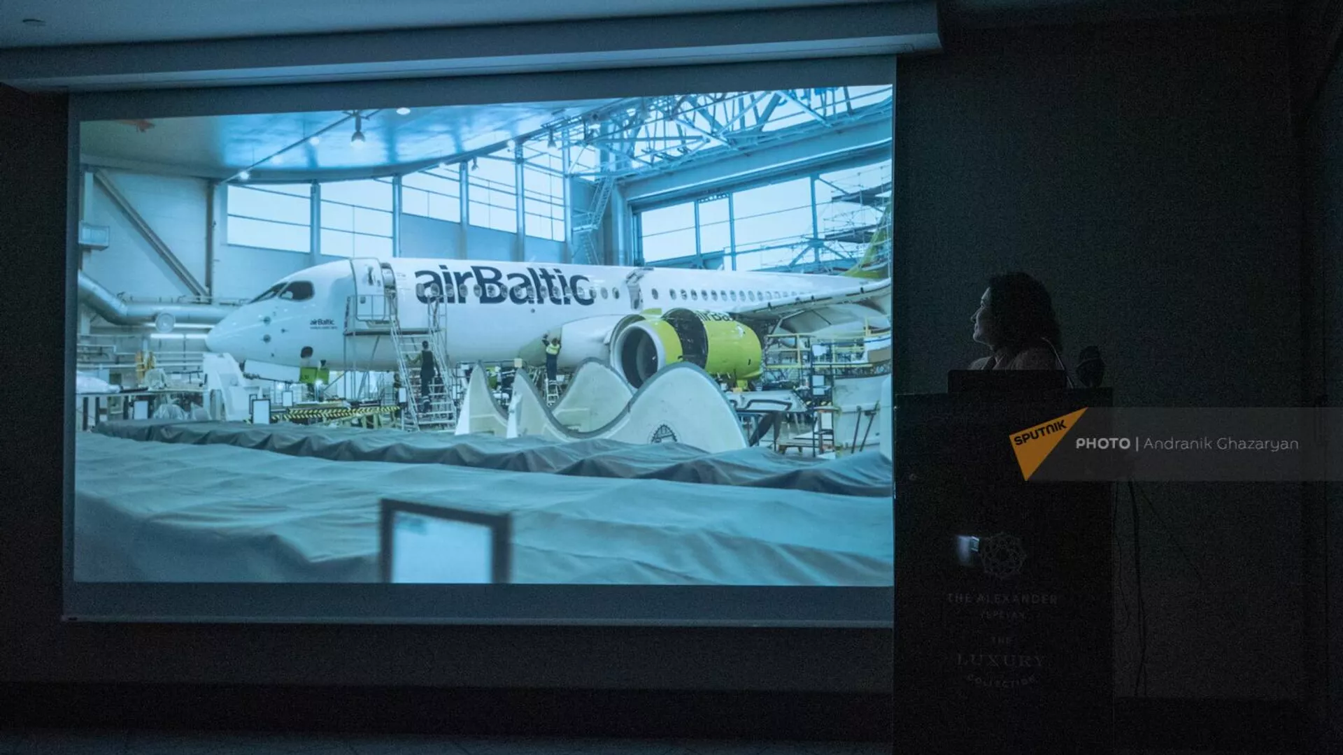 Презентация нового рейса авиакомпании AirBaltic Ереван - Рига - Ереван (21 ноября 2022). Еревaн Презентация нового рейса авиакомпании AirBaltic Ереван - Рига - Ереван (21 ноября 2022). Еревaн - Sputnik Армения, 1920, 21.11.2022