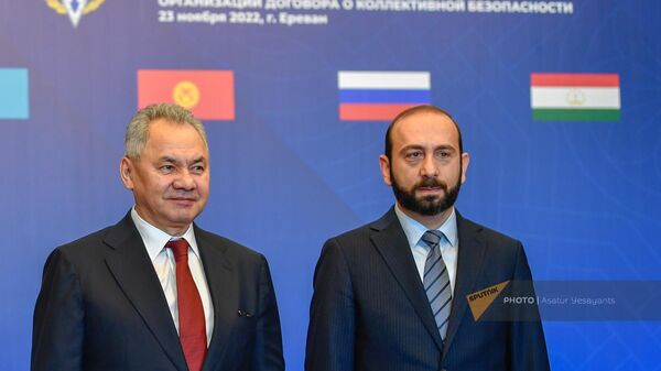 Սերգեյ Շոյգուն և Արարատ Միրզոյանը - Sputnik Արմենիա