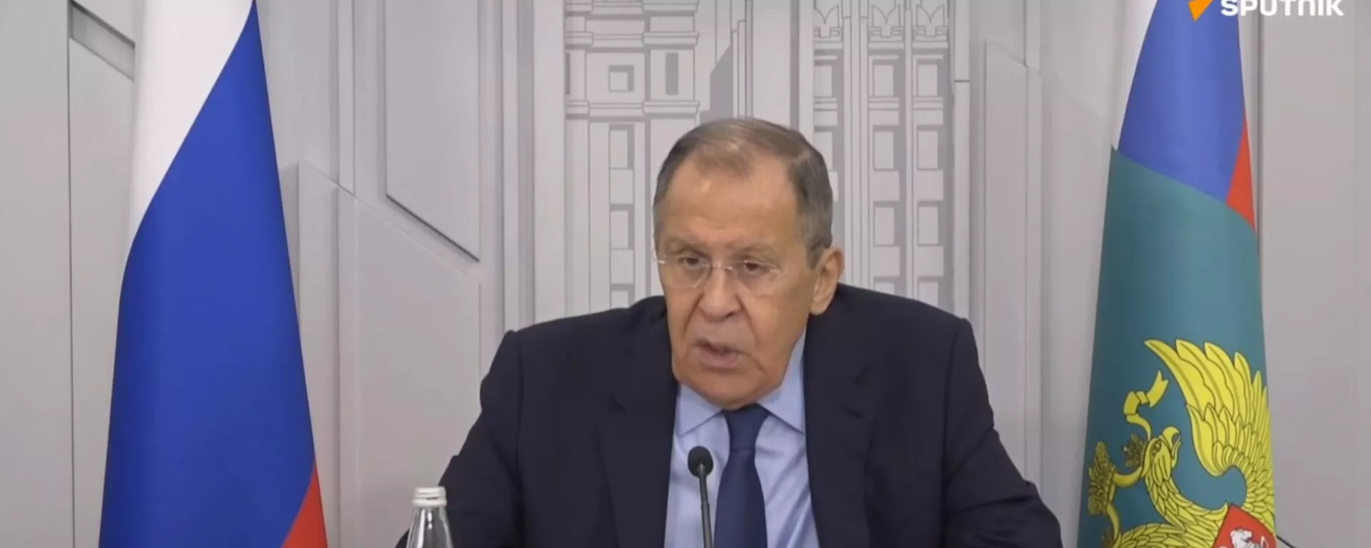 Лавров прокомментировал Пражскую встречу и затронул вопроса статуса Карабаха - Sputnik Армения, 1920, 01.12.2022