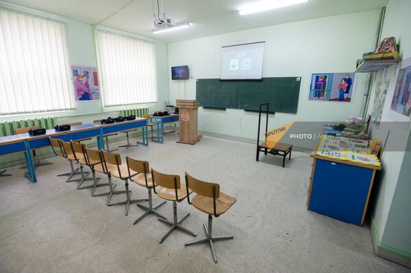 Դասասենյակը, որտեղ աշխատում են Լալա Խուրշուդյանն ու նրա աշակերտները - Sputnik Արմենիա