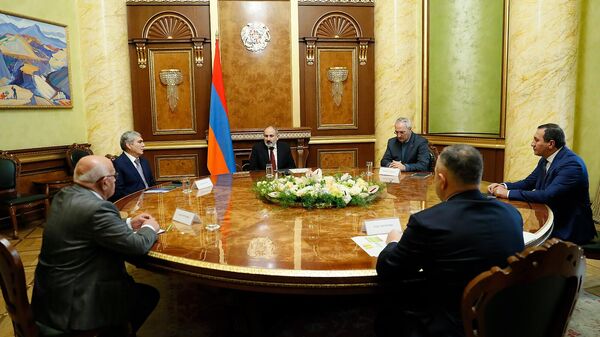 Премьер-министр Никол Пашинян встретился с руководителями внепарламентских партий (22 декабря 2022). Еревaн - Sputnik Армения
