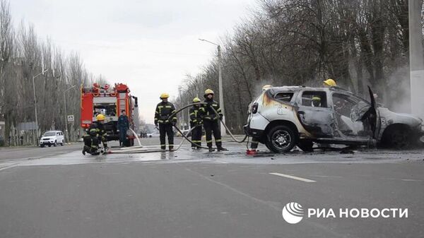 Последствия взрыва автомобиля в центре Мелитополя - Sputnik Армения