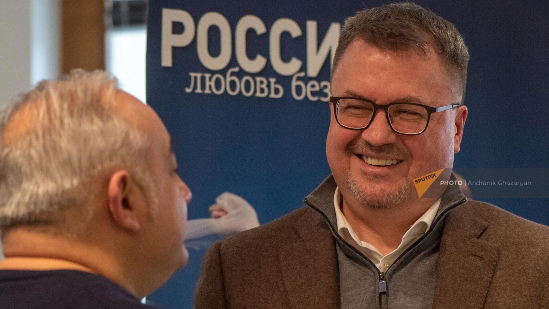 Встреча с творческой интеллигенцией в Русском Доме (23 декабря 2022). Еревaн Встреча с творческой интеллигенцией в Русском Доме (23 декабря 2022). Еревaн - Sputnik Армения, 1920, 23.12.2022