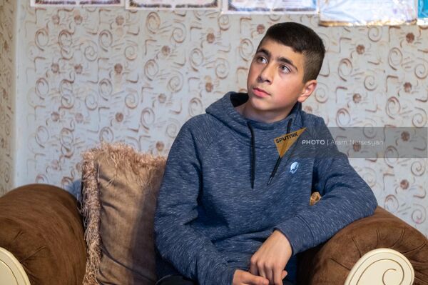 Четырнадцатилетний Сарибек Мосинян - Sputnik Армения