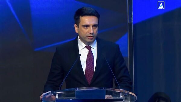 Председатель Национального собрания Ален Симонян на конкурсе Герой нашего времени (28 декабря 2022). Еревaн - Sputnik Армения