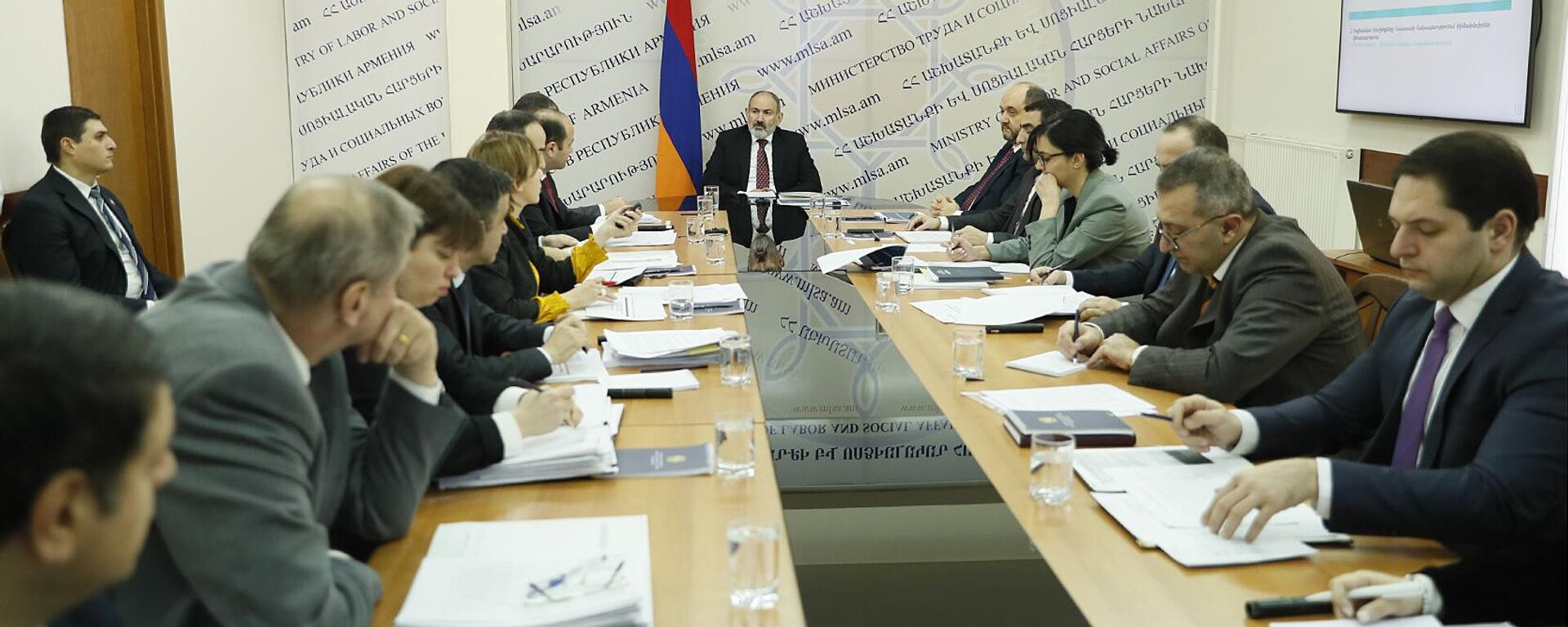Под руководством премьер-министра Никола Пашиняна продолжилась работа Министерства труда и социальных вопросов 2022 года (5 января 2023). Еревaн - Sputnik Армения, 1920, 05.01.2023