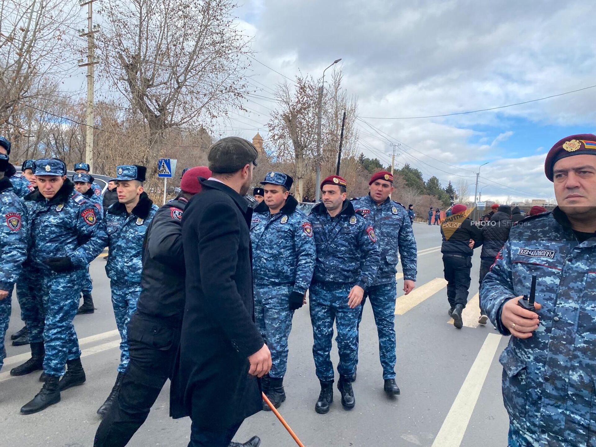 Полиция задерживает участников антироссийской акции (8 января 2023). Гюмри - Sputnik Армения, 1920, 08.01.2023