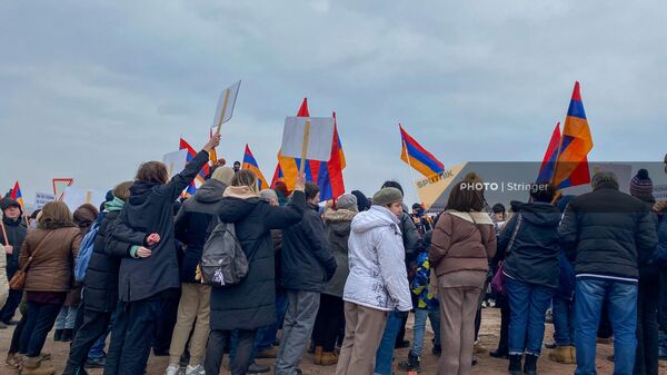 Акция протеста у российской военной базы (15 января 2023). Гюмри - Sputnik Армения