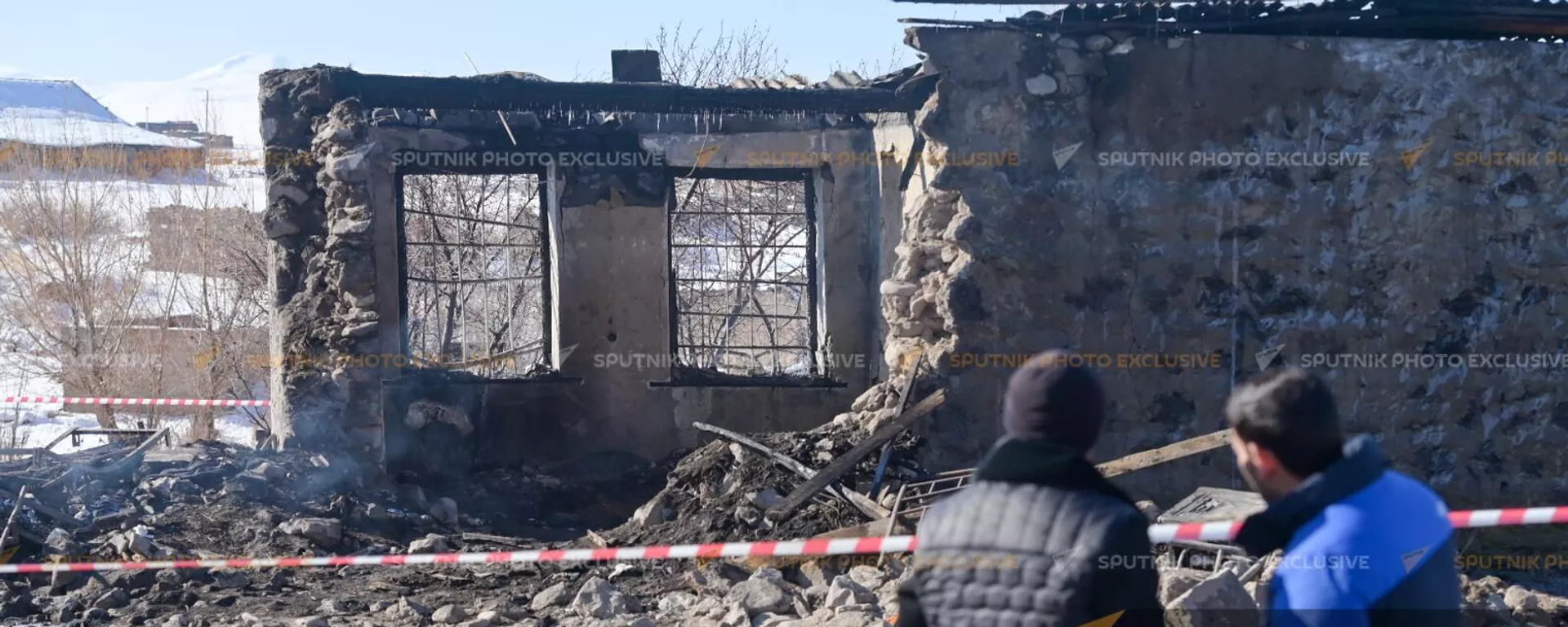 Сгоревшая воинская часть в селе Азат. где погибли 15 солдат (19 января 2023). Гегаркуник - Sputnik Армения, 1920, 03.05.2023
