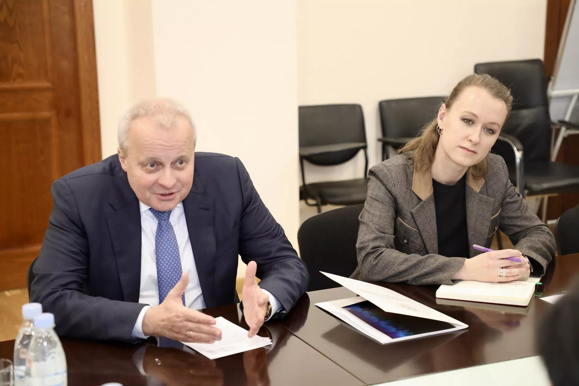 Министр ОНКС Жанна Андреасян приняла Чрезвычайного и Полномочного Посла РФ Сергея Копыркина (20 января 2023). Еревaн Министр ОНКС Жанна Андреасян приняла Чрезвычайного и Полномочного Посла РФ Сергея Копыркина (20 января 2023). Еревaн - Sputnik Армения, 1920, 20.01.2023