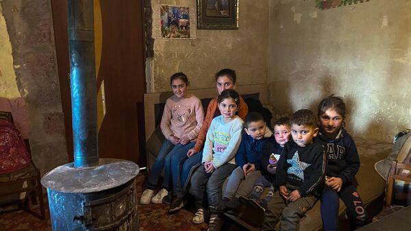 Дети семьи Карапетян - Sputnik Армения