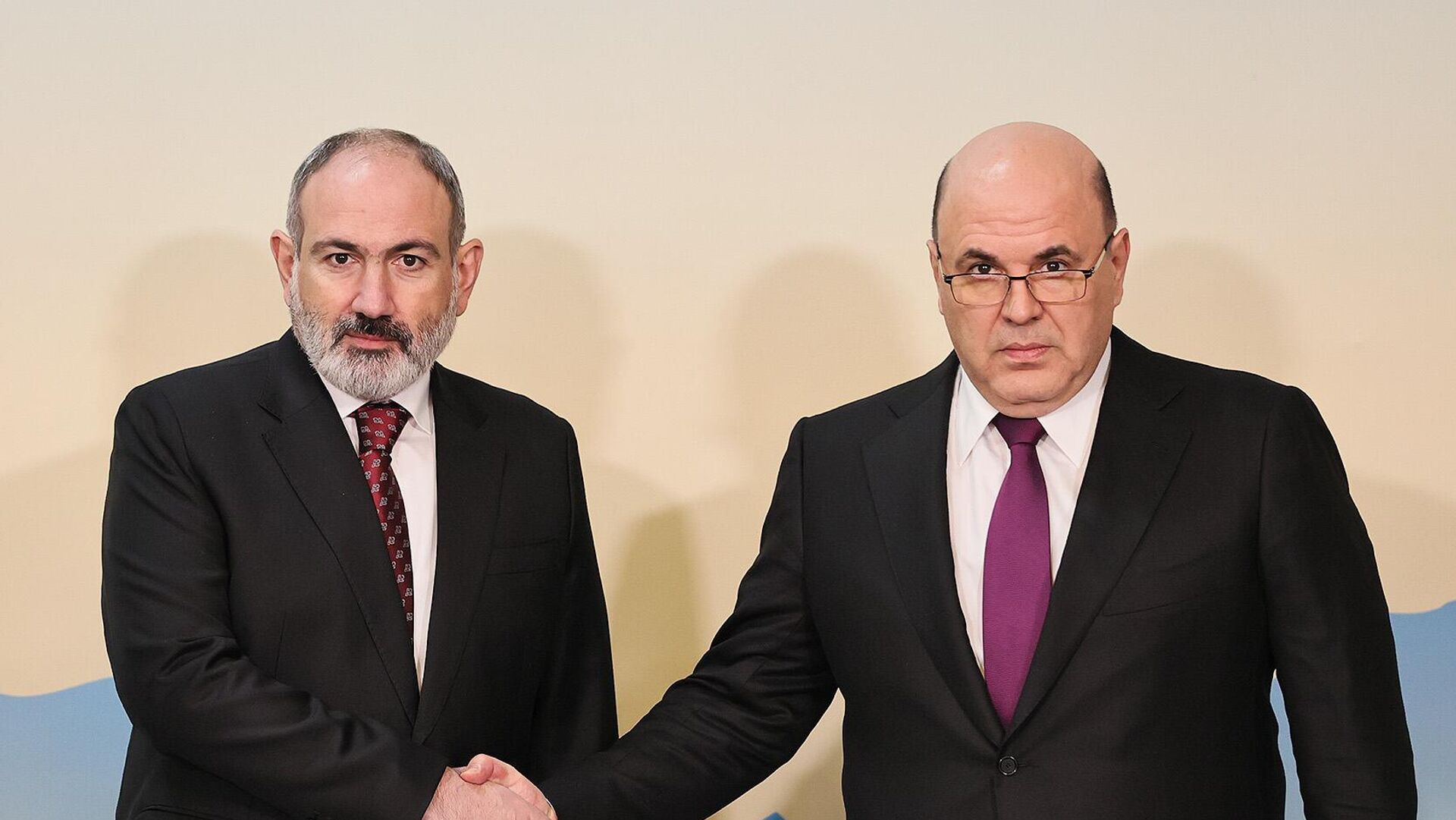 Премьер-министры Армении и России Никол Пашинян и Михаил Мишустин на встрече в рамках прошедшего в Алматы заседания Евразийского межправительственного совета (2 февраля 2023). Казахстан - Sputnik Армения, 1920, 29.05.2023
