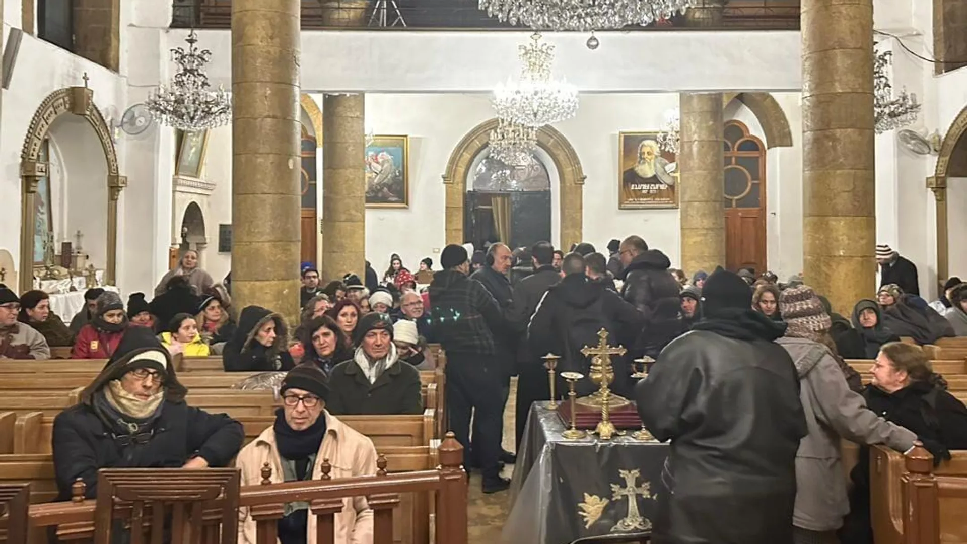 Армяне Алеппо ночуют в церквях из-за повторяющихся мелких землетрясений (6 февраля 2023). Сирия Армяне Алеппо ночуют в церквях из-за повторяющихся мелких землетрясений (6 февраля 2023). Сирия - Sputnik Армения, 1920, 07.02.2023