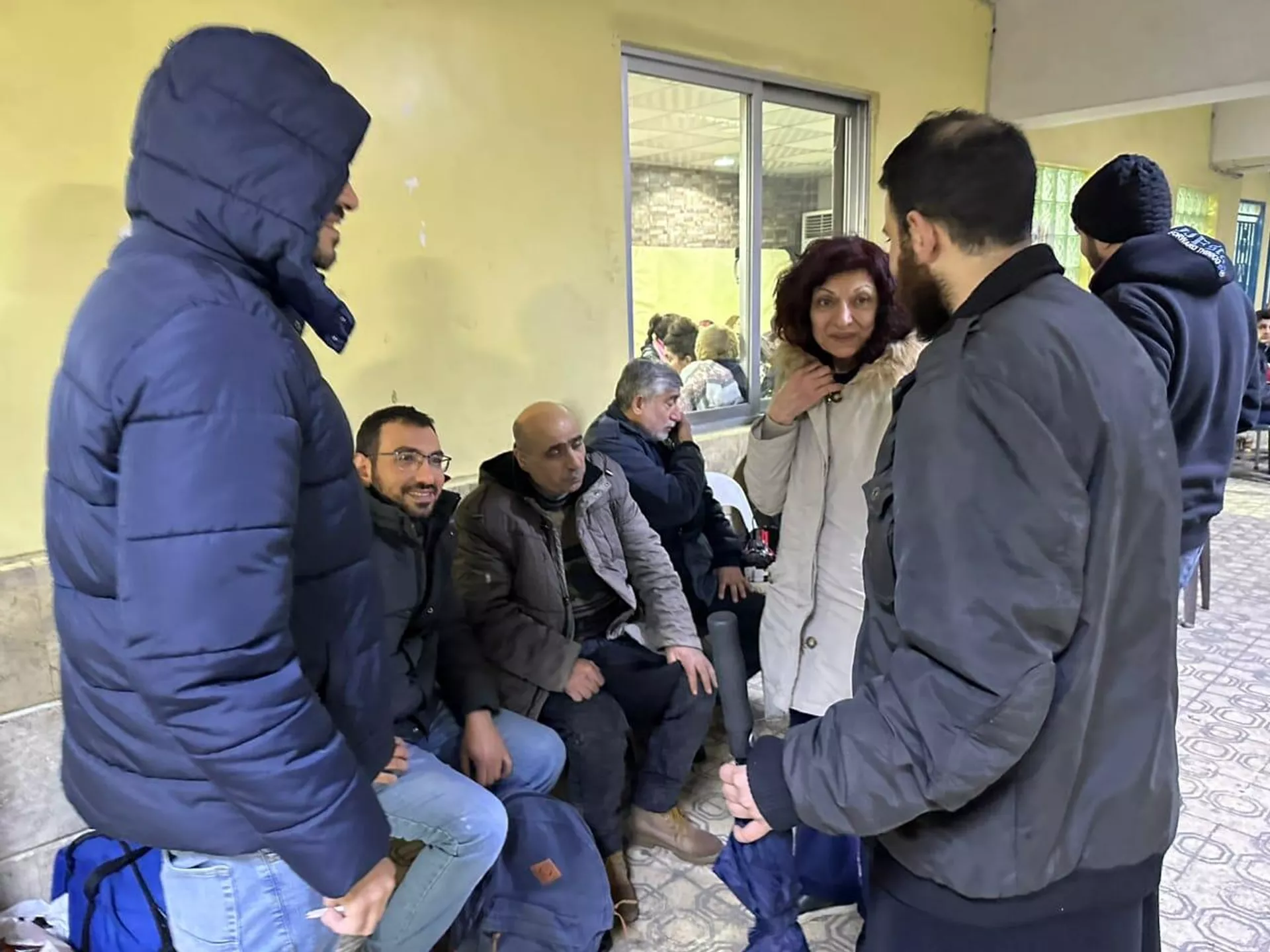 Армяне Алеппо ночуют в церквях из-за повторяющихся мелких землетрясений (6 февраля 2023). Сирия Армяне Алеппо ночуют в церквях из-за повторяющихся мелких землетрясений (6 февраля 2023). Сирия - Sputnik Армения, 1920, 07.02.2023