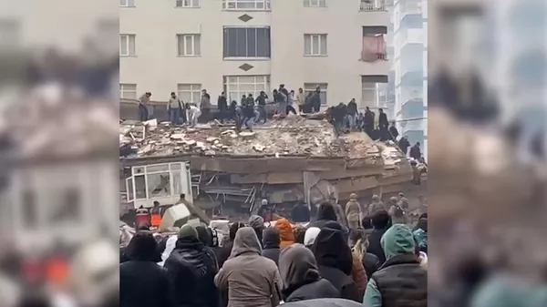 Разрушенные города, тысячи погибших - таковы последствия серии землетрясений, которые произошли в Турции и Сирии - Sputnik Армения