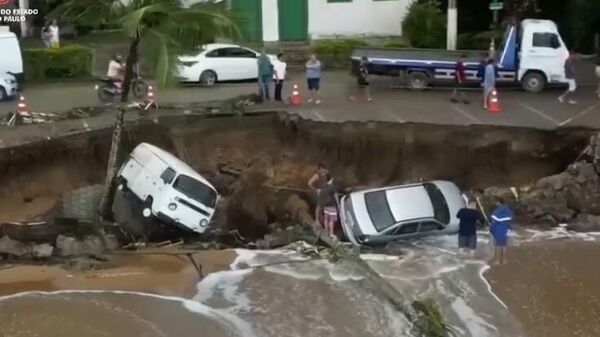 Բրազիլիայում հորդառատ անձրևներից առաջացած ջրհեղեղից 36 մարդ է մահացել - Sputnik Արմենիա