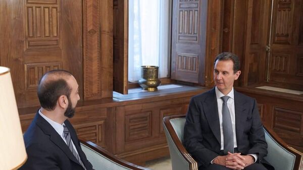 Министр иностранных дел Армении Арарат Мирзоян встретился с президентом Сирии Башаром Асадом (23 февраля 2023). Дамаск - Sputnik Армения