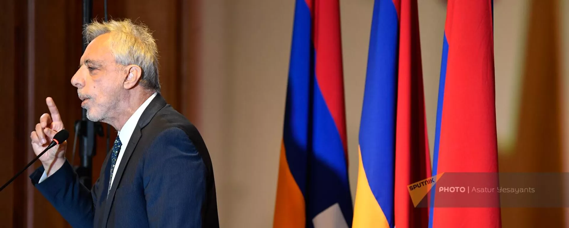 Вардан Осканян на научно-практической конференции Императив международного признания Республики Арцах (24 февраля 2023). Еревaн - Sputnik Армения, 1920, 04.07.2023
