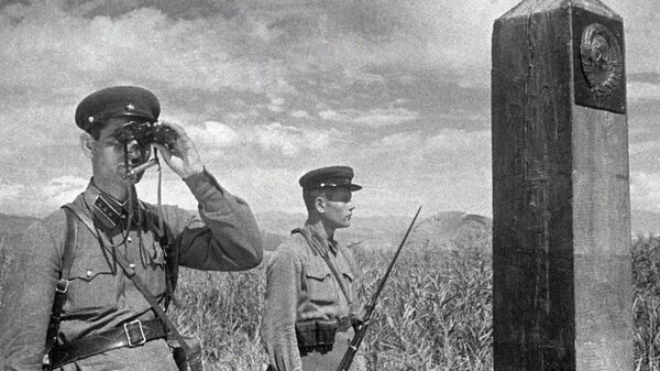 Советские пограничники несут службу на границе с Турцией. 1940 год. Армения. - Sputnik Армения