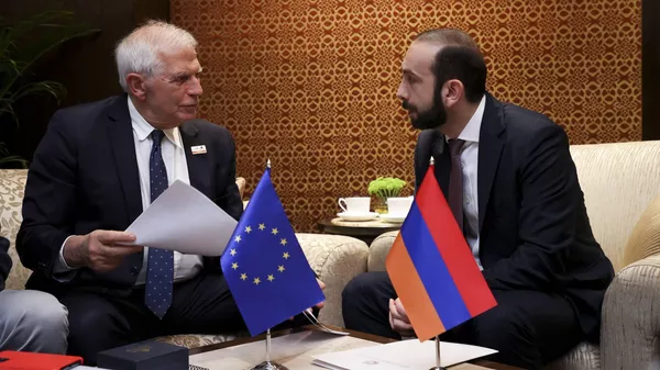 Министр иностранных дел Арарат Мирзоян встретился с Верховным представителем ЕС по иностранным делам и политике безопасности Жозепом Боррелем (3 марта 2023). Нью-Дели - Sputnik Армения