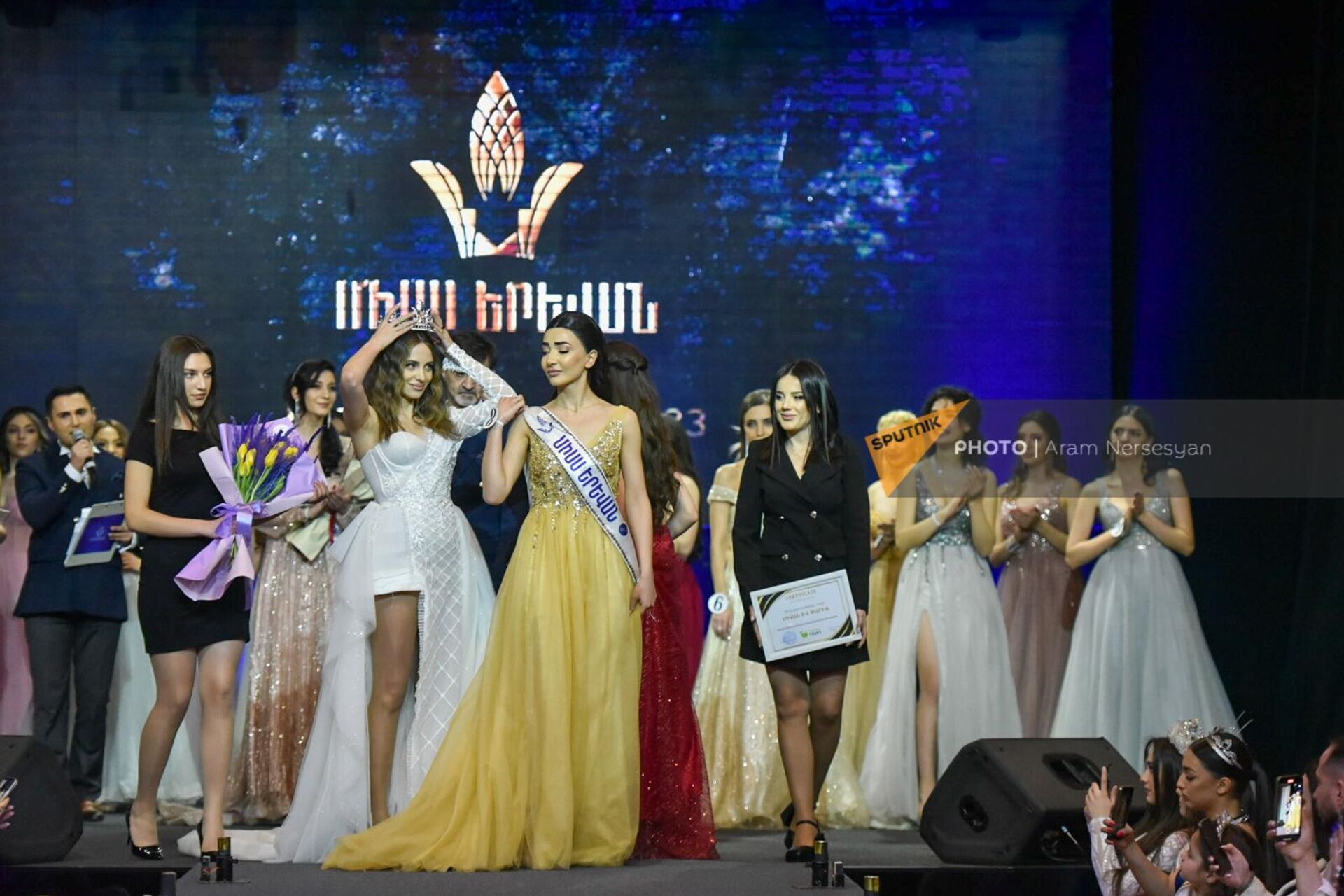 Победительница конкурса красоты Мисс Ереван Ани Петросян (7 марта 2023). Еревaн - Sputnik Արմենիա, 1920, 07.03.2023