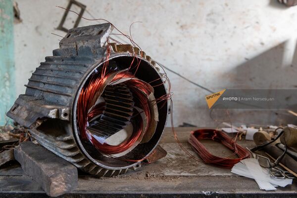 Электродвигатели, нуждающиеся в ремонте - Sputnik Армения