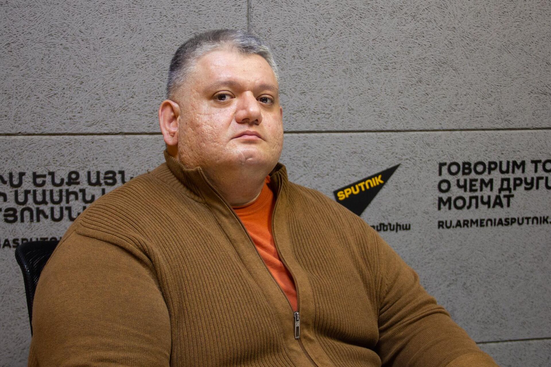 Бывший депутат НС, кандидат исторических наук, доцент Гор Геворкян в гостях радио Sputnik - Sputnik Արմենիա, 1920, 16.12.2025