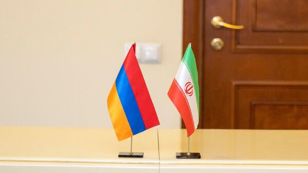 Հայաստանի և Իրանի դրոշներ - Sputnik Արմենիա