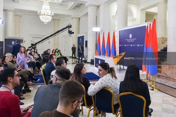 Пресса ждет начала пресс-конференции - Sputnik Армения