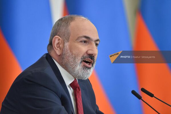 Премьер-министр Никол Пашинян проводит пресс-конференцию - Sputnik Армения