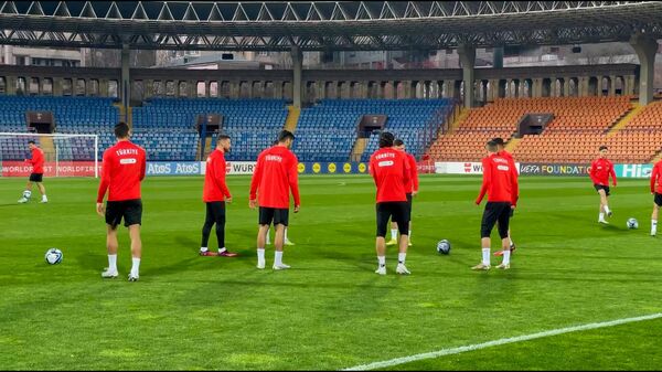 Թուրքիայի ազգային հավաքականի ֆուտբոլիստները  պատրաստվում են Հայաստանի հետ հանդիպմանը - Sputnik Արմենիա