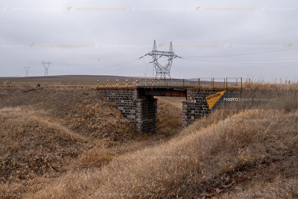 Երկաթուղային կամուրջն «Ախուրիկ» անցակետում - Sputnik Արմենիա