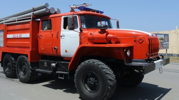 Штатные пожарные команды военной базы Южного военного округа (ЮВО) в Армении приняли участие в специальной тренировке на территории Гюмрийского военного гарнизона - Sputnik Армения