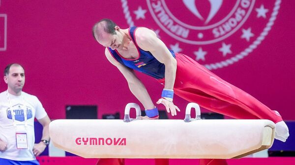 Член сборной Армении по спортивной гимнастике Арутюн Мердинян на Чемпионате Европы в Анталии - Sputnik Армения