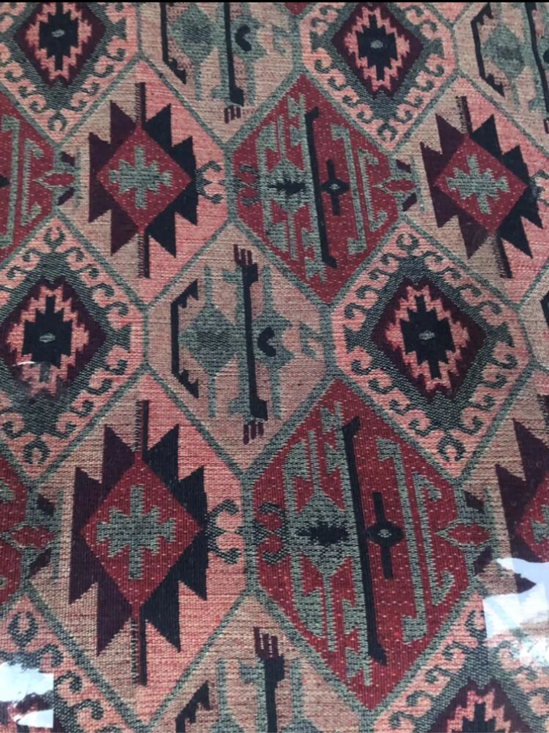 Изделия турецкого производства с искаженным армянским узором Изделия турецкого производства с искаженным армянским узором - Sputnik Армения, 1920, 14.04.2023