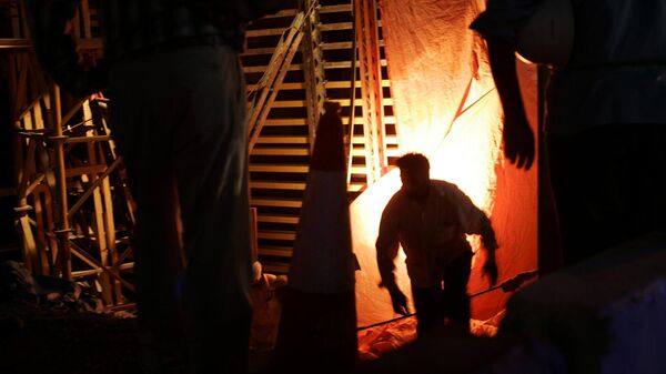 Спасатели на месте пожара в Дубае - Sputnik Армения