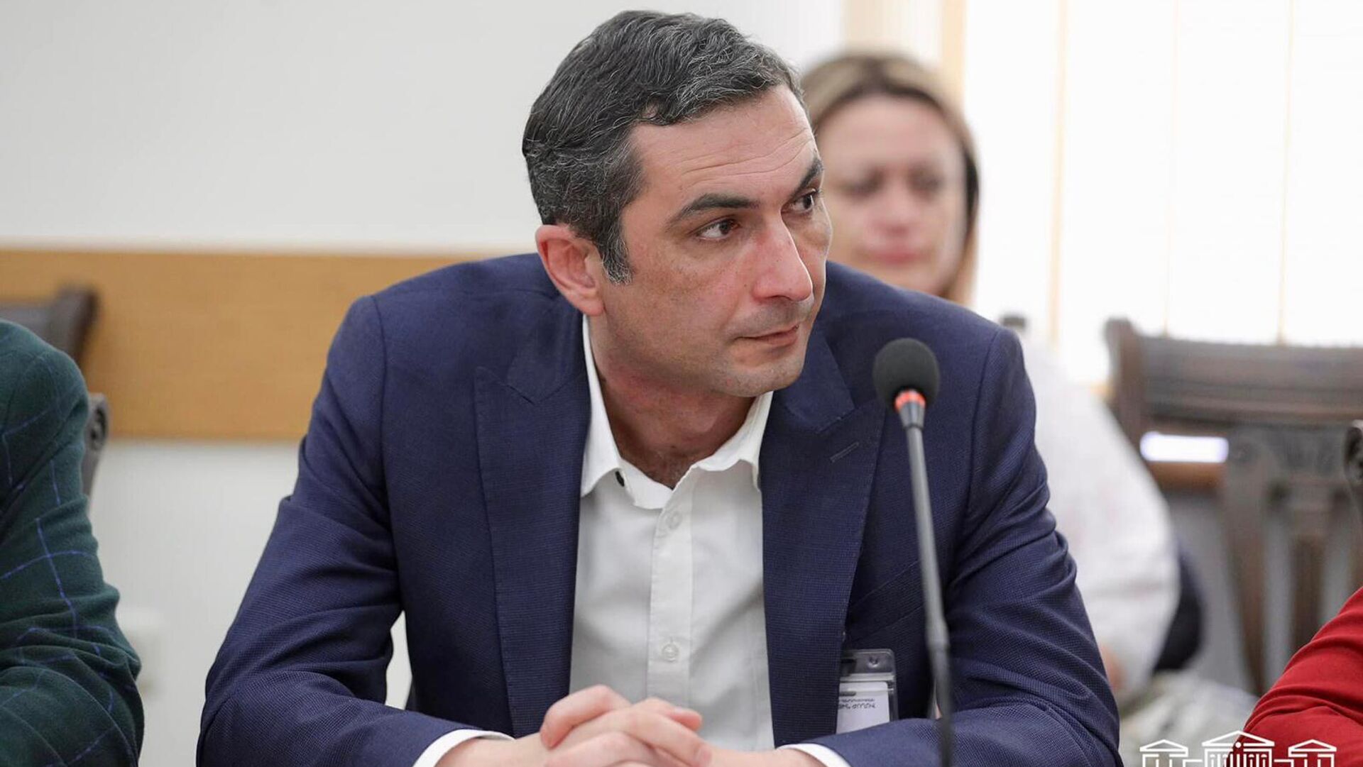 Сурен Назинян на встрече-обсуждении на тему Определение предотвращения незаконного оборота наркотиков в РА, текущего состояния, возможных проявлений, а также эффективных средств борьбы с ним (27 апреля 2023). Еревaн Сурен Назинян на встрече-обсуждении на тему Определение предотвращения незаконного оборота наркотиков в РА, текущего состояния, возможных проявлений, а также эффективных средств борьбы с ним (27 апреля 2023). Еревaн - Sputnik Армения, 1920, 12.05.2025