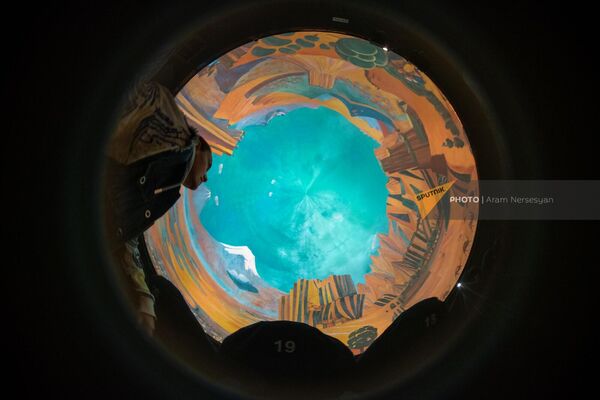 Платформа Дитаран в Дилижане для показа имерсивных фильмов Платформа Дитаран в Дилижане для показа имерсивных фильмов - Sputnik Армения