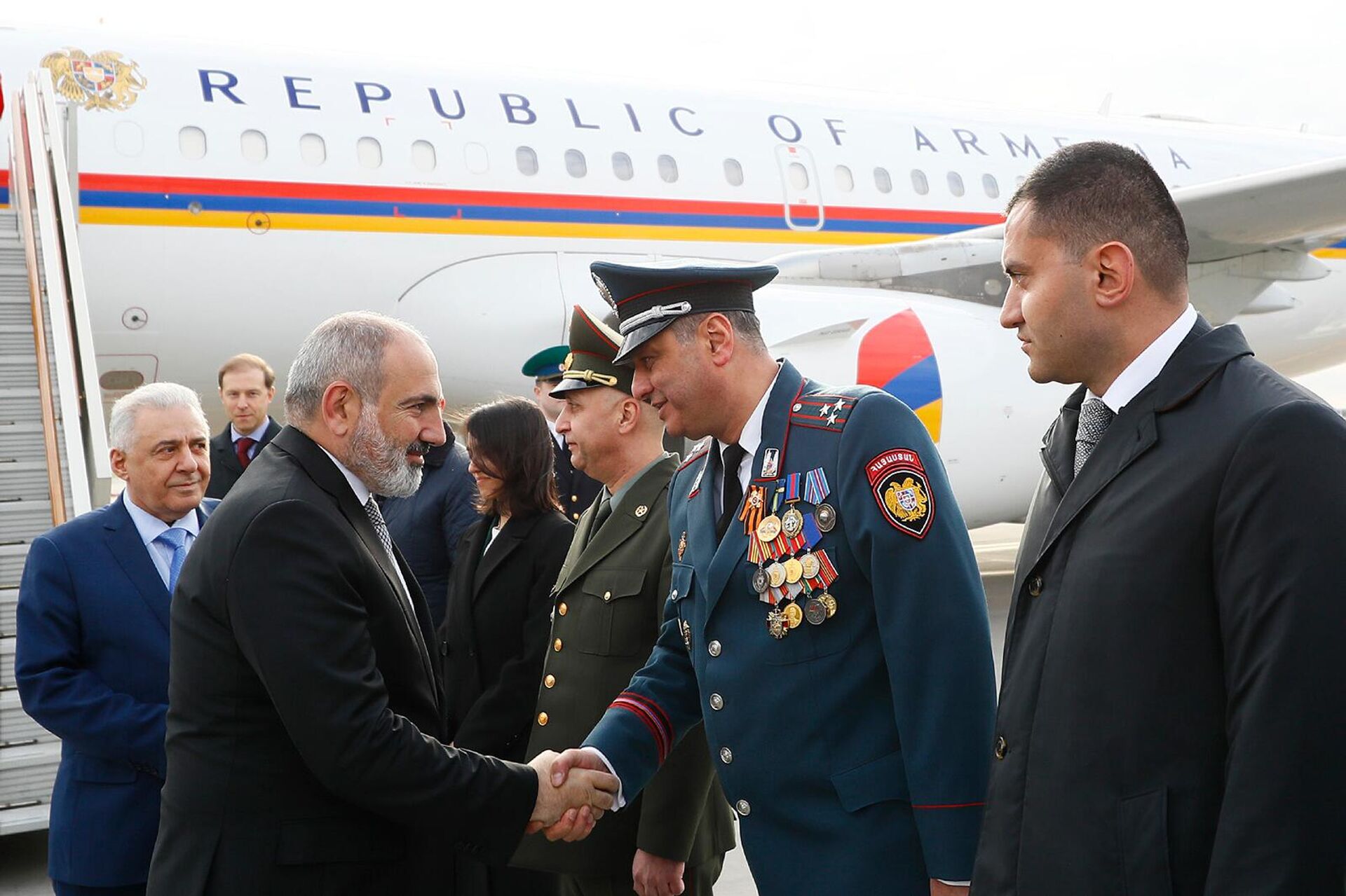 Премьер-министр Армении Никол Пашинян прибыл с рабочим визитом в Россию (8 мая 2023). Москвa - Sputnik Արմենիա, 1920, 08.05.2023