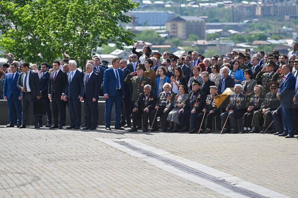 Ветераны на праздничном мероприятии, посвященном 78-й годовщине Победы. - Sputnik Армения