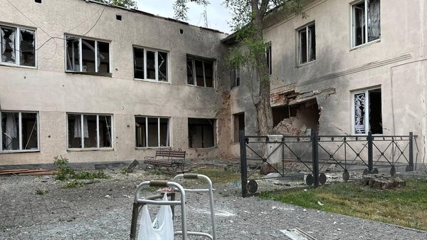 Последствия обстрела ВСУ домов с мирными жителями (30 мая 2023). Белгород - Sputnik Армения