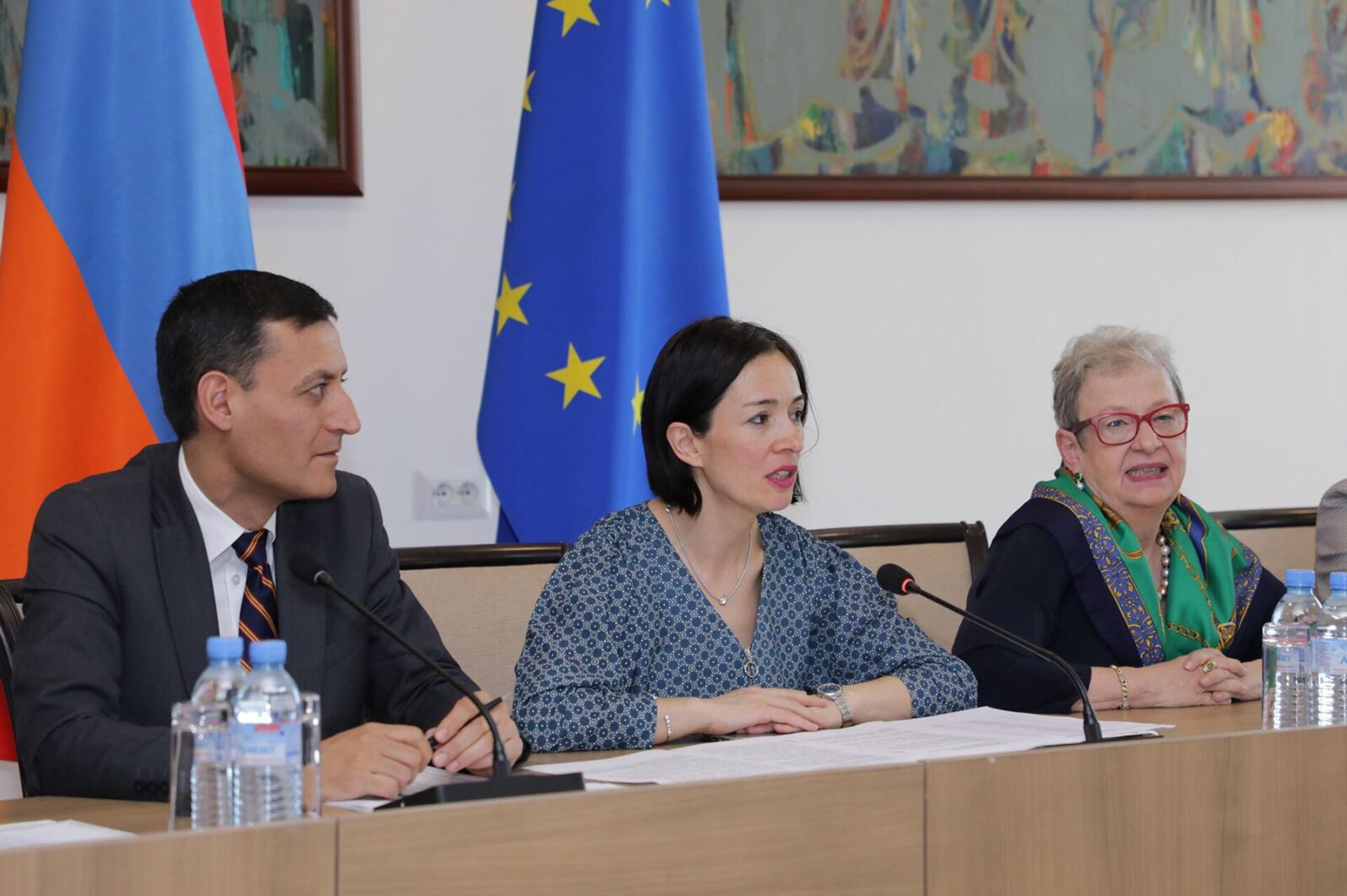 Министр ОНКС Армении Жанна Андреасян приняла членов рабочей группы Европейского совета по вопросам Восточной Европы и Центральной Азии (2 июня 2023). Еревaн - Sputnik Армения, 1920, 02.06.2023