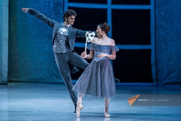 На второй день был представлен балет &quot;Маскарад&quot; - Sputnik Армения