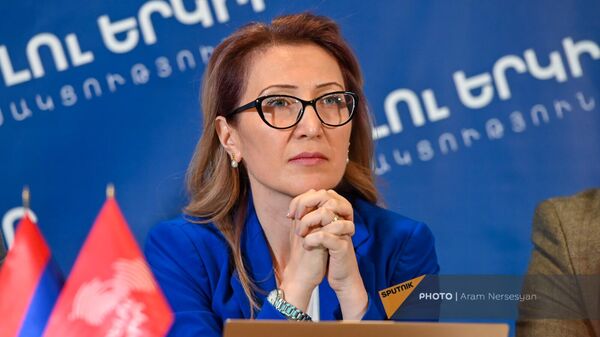 Мане Тандилян на пресс-конференции политсовета партии Страна для жизни (8 июня 2023). Еревaн - Sputnik Армения